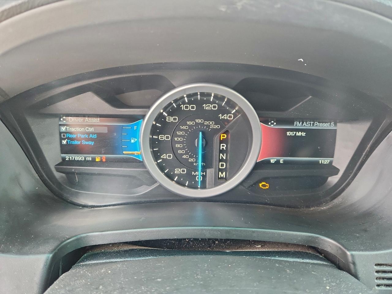 Ford Explorer Limited Image 12