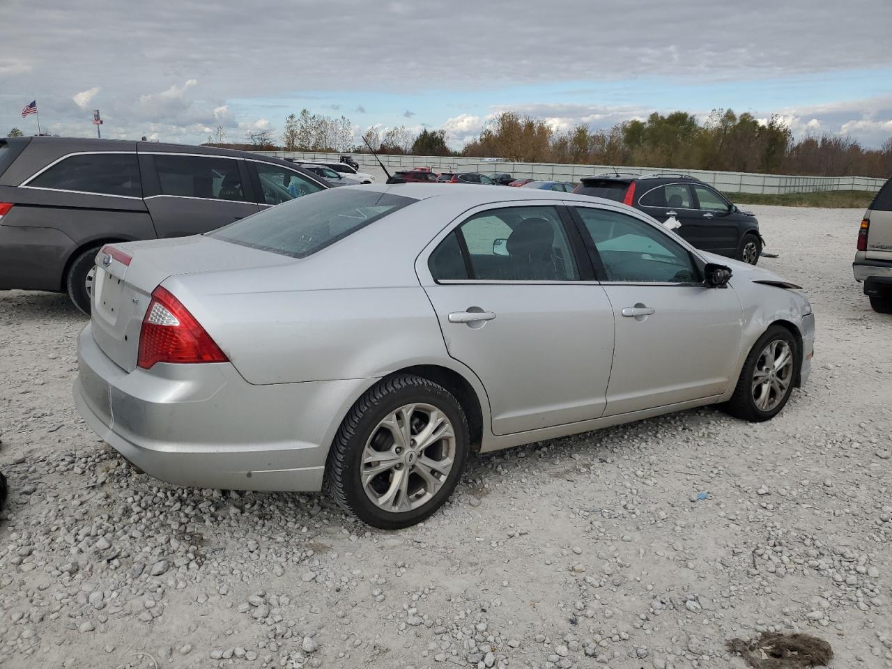 Ford Fusion Se Image 5