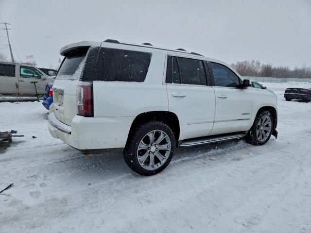 GMC Yukon Denali Image 3