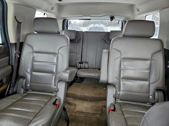 GMC Yukon Denali Image 9