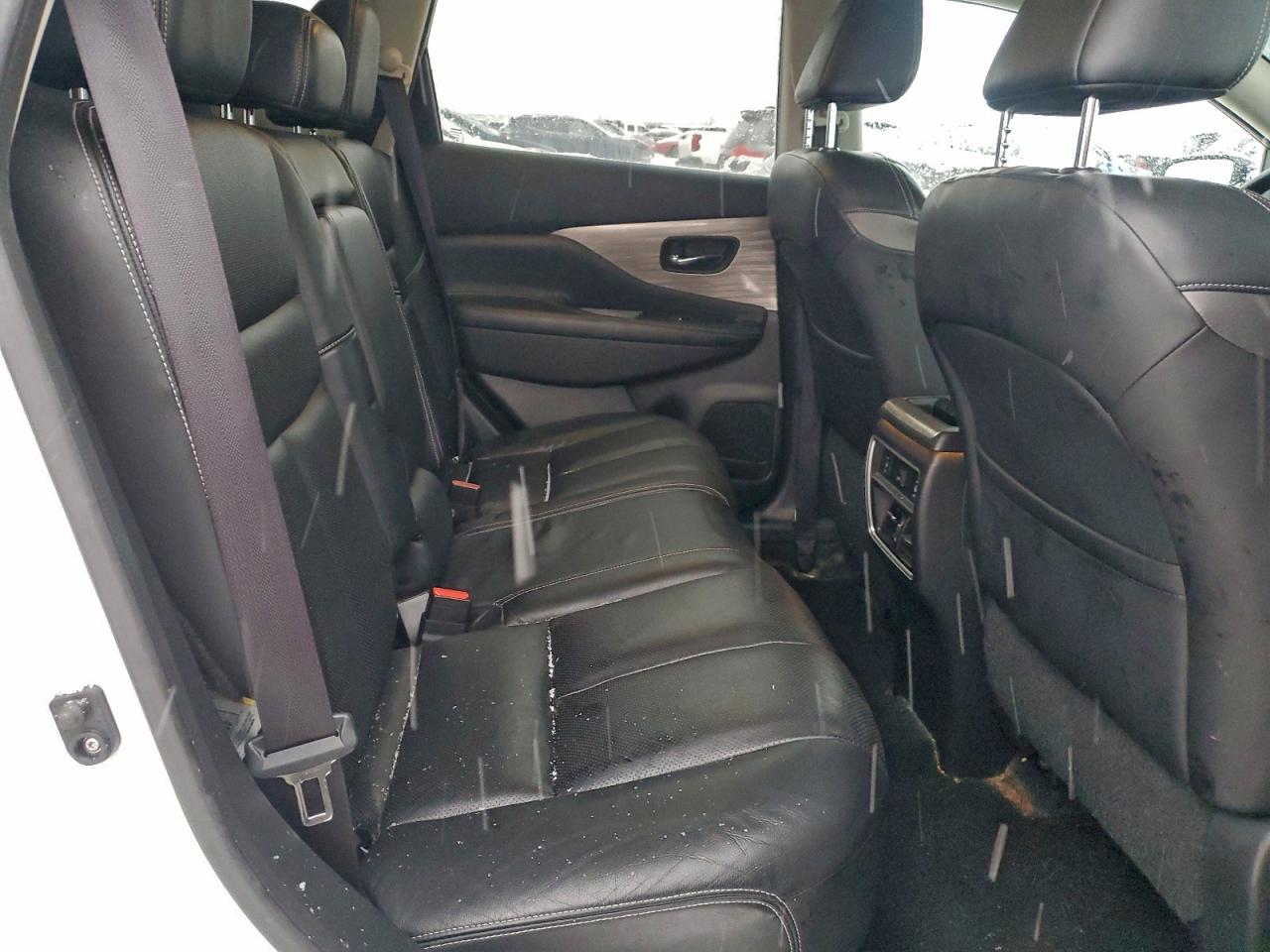 Nissan Murano S Image 8