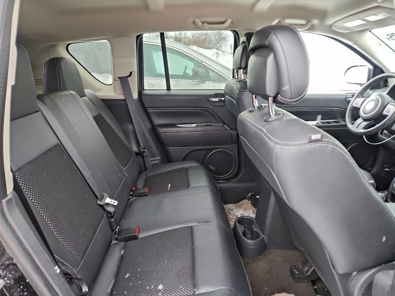 Jeep Compass Latitude Image 9