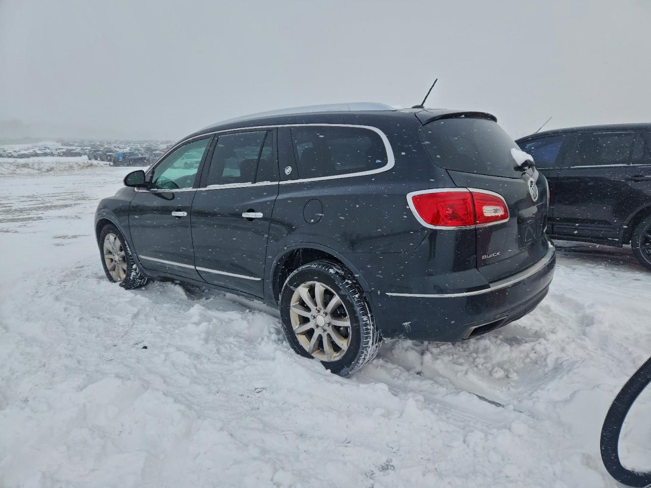 Buick Enclave Image 4
