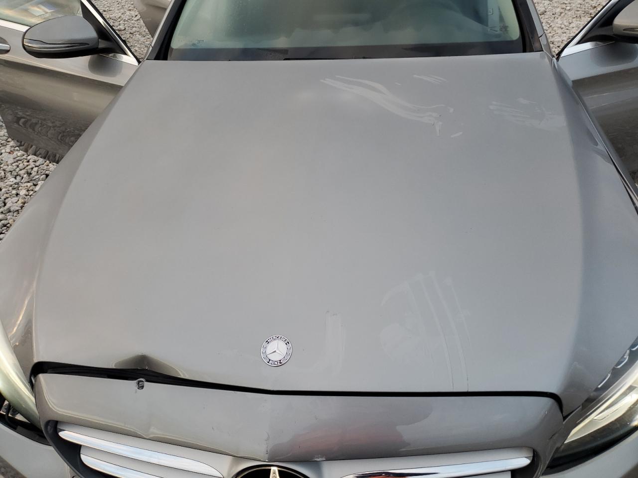 Mercedes-Benz C-Class 300 4matic Image 10