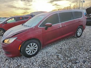  Salvage Chrysler Pacifica