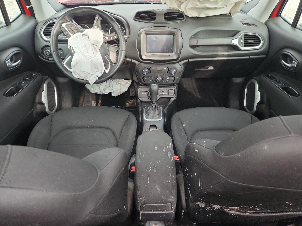 Jeep Renegade Latitude Image 11