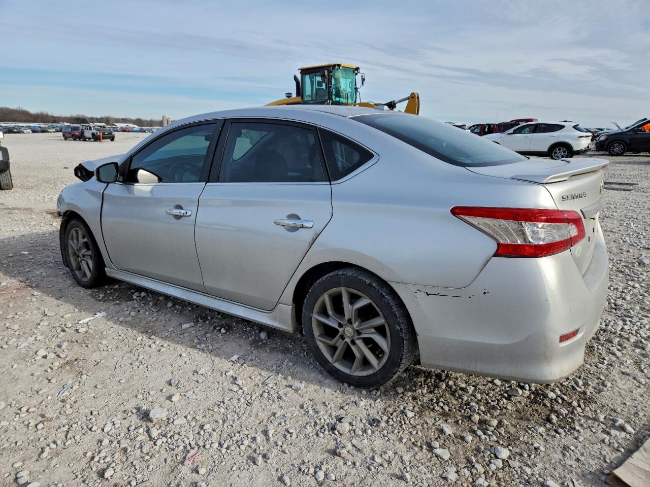 Nissan Sentra S Image 2