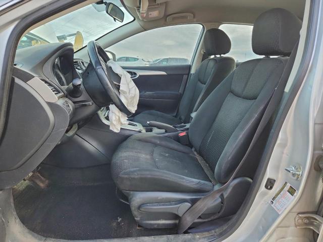 Nissan Sentra S Image 9