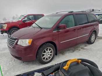  Salvage Chrysler Minivan