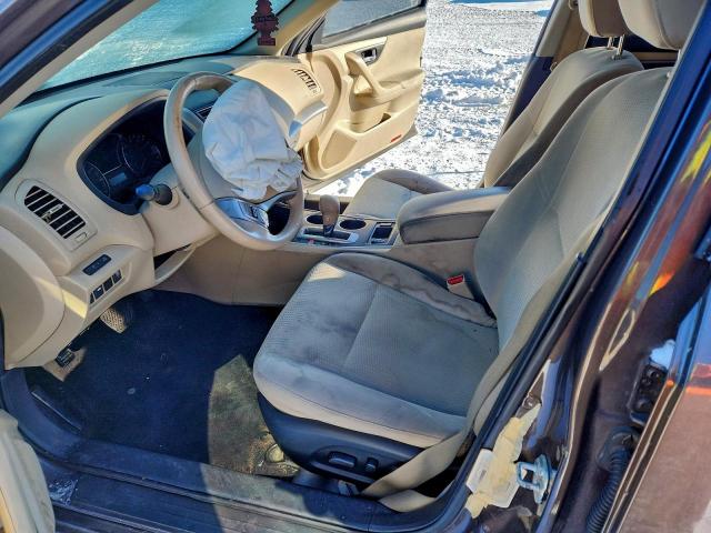 Nissan Altima 2.5 Image 4