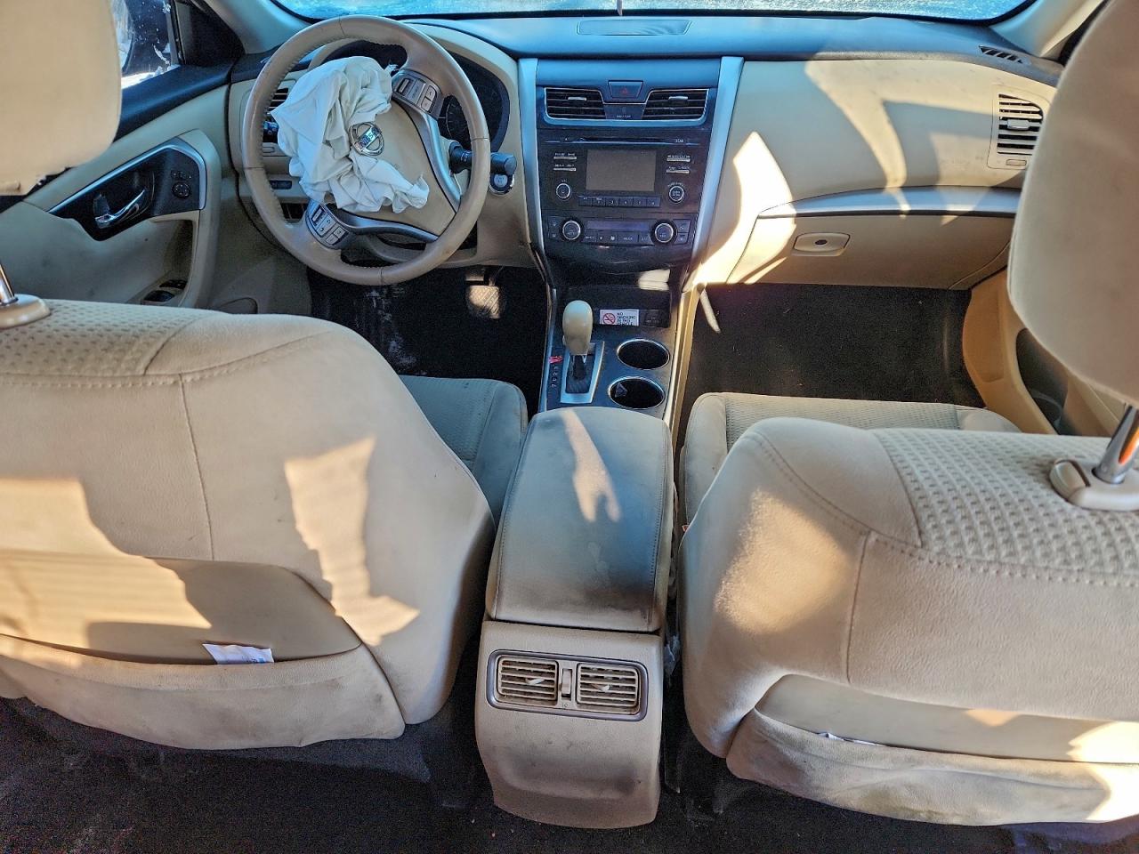 Nissan Altima 2.5 Image 7