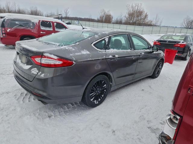 Ford Fusion Se Image 7