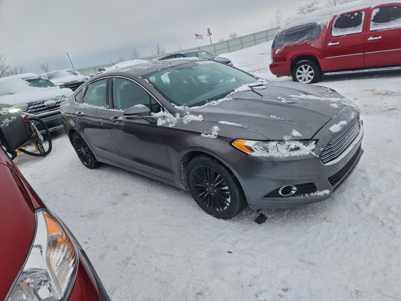 Ford Fusion Se Image 2