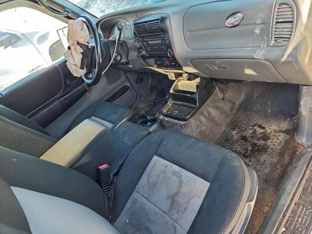 Ford Ranger Super Cab Image 3