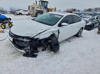  Salvage Chrysler 200