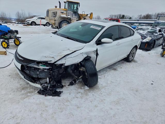  Salvage Chrysler 200