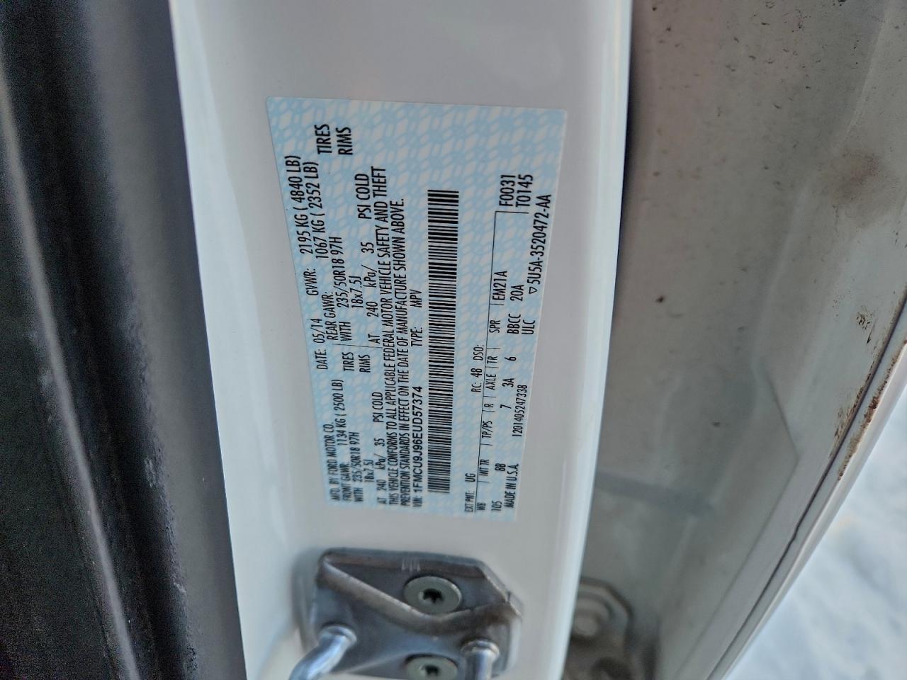 Ford Escape Titanium Image 11