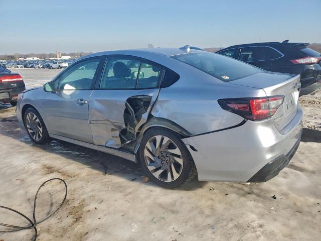 Subaru Legacy Limited Image 3