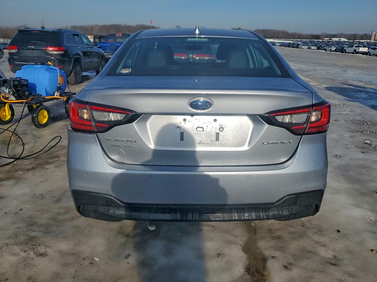 Subaru Legacy Limited Image 2