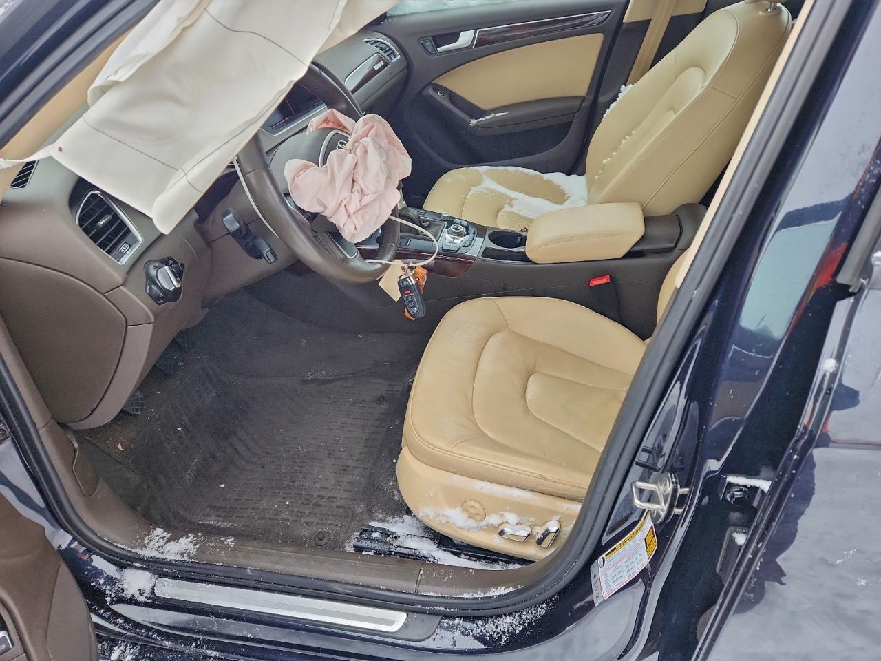 Audi A4 Premium Image 12