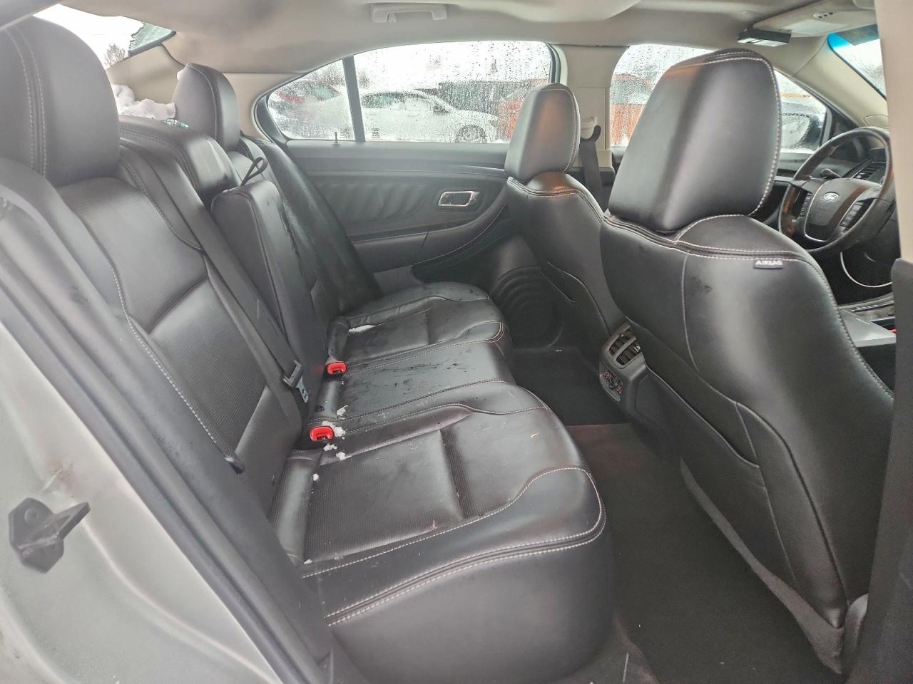 Ford Taurus Limited Image 2