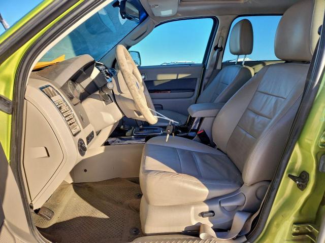 Ford Escape Hybrid Image 3