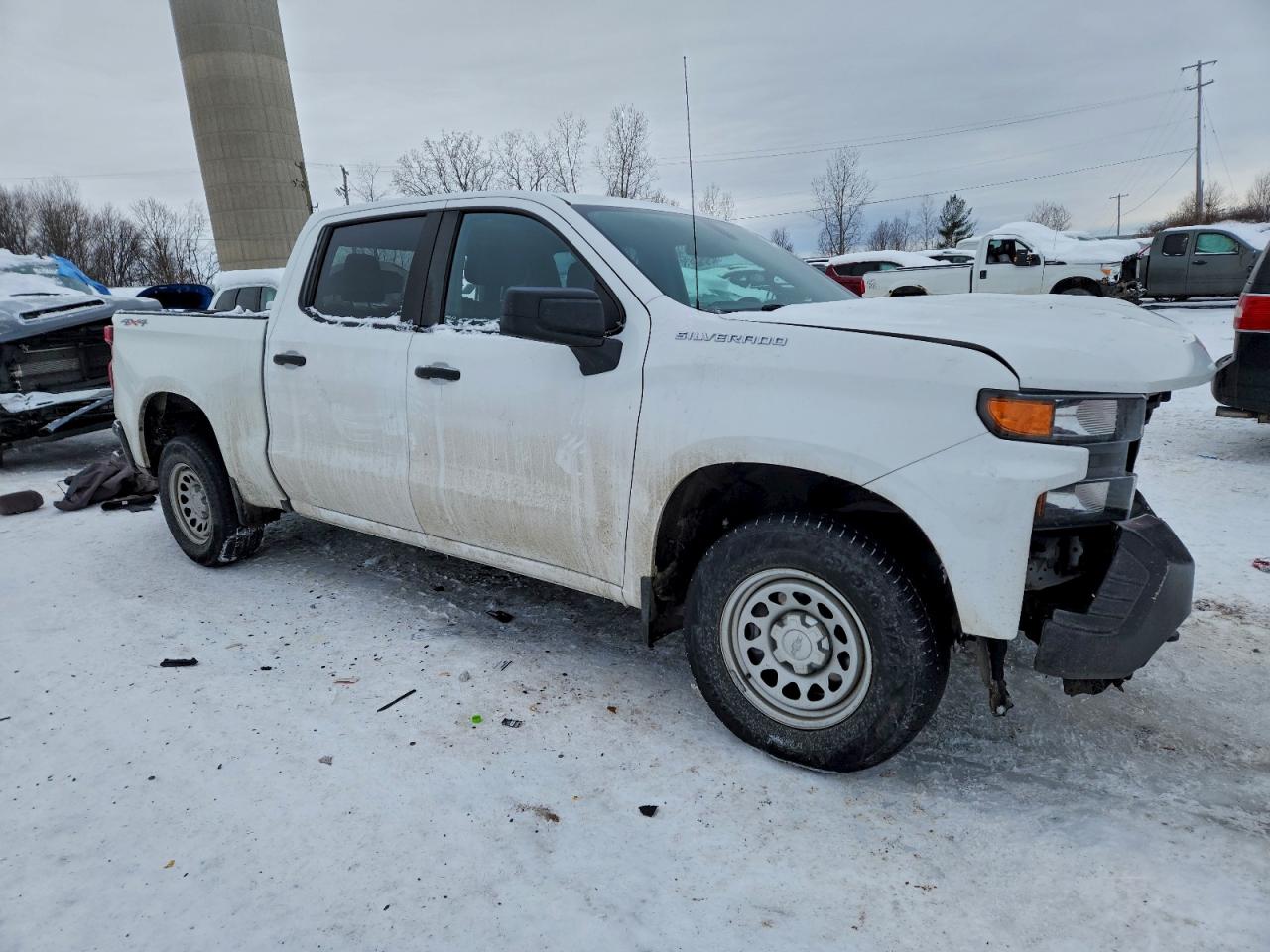 Chevrolet Silverado K1500 Image 2