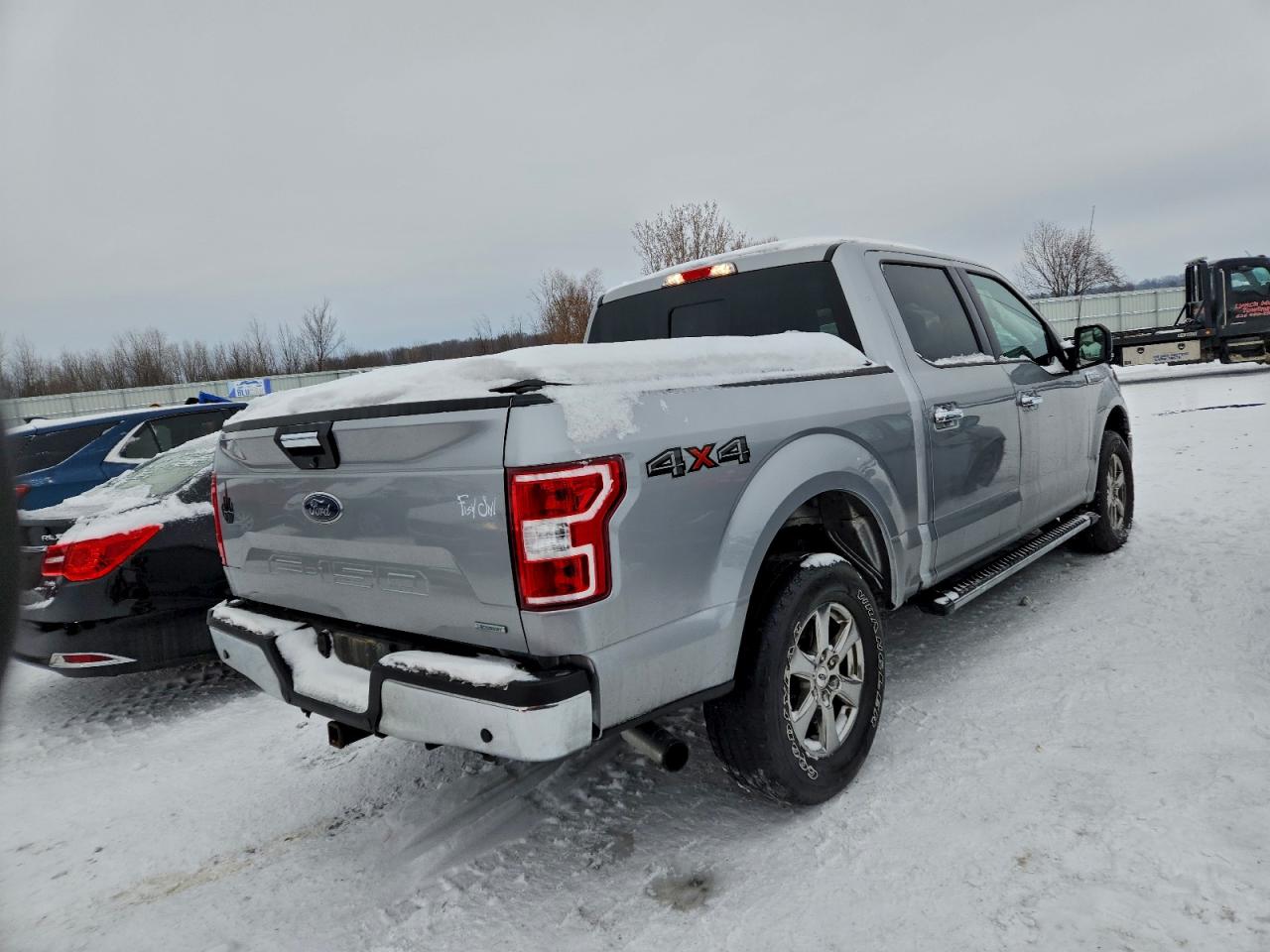 Ford F-150 Supercrew Image 6
