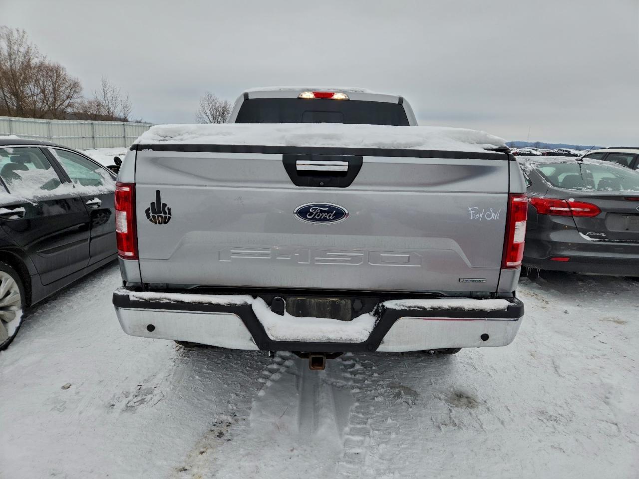 Ford F-150 Supercrew Image 5