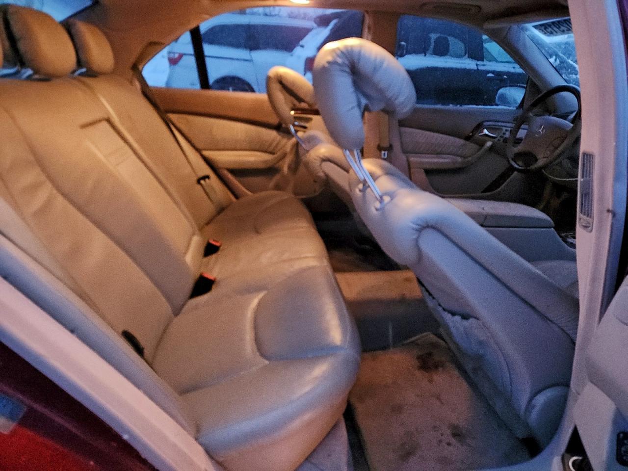 Mercedes-Benz S-Class 500 Image 3