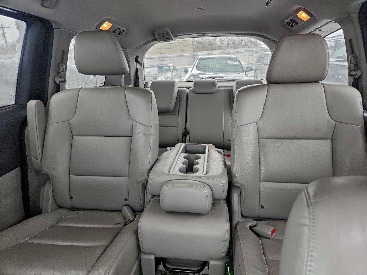 Honda Odyssey Exl Image 6