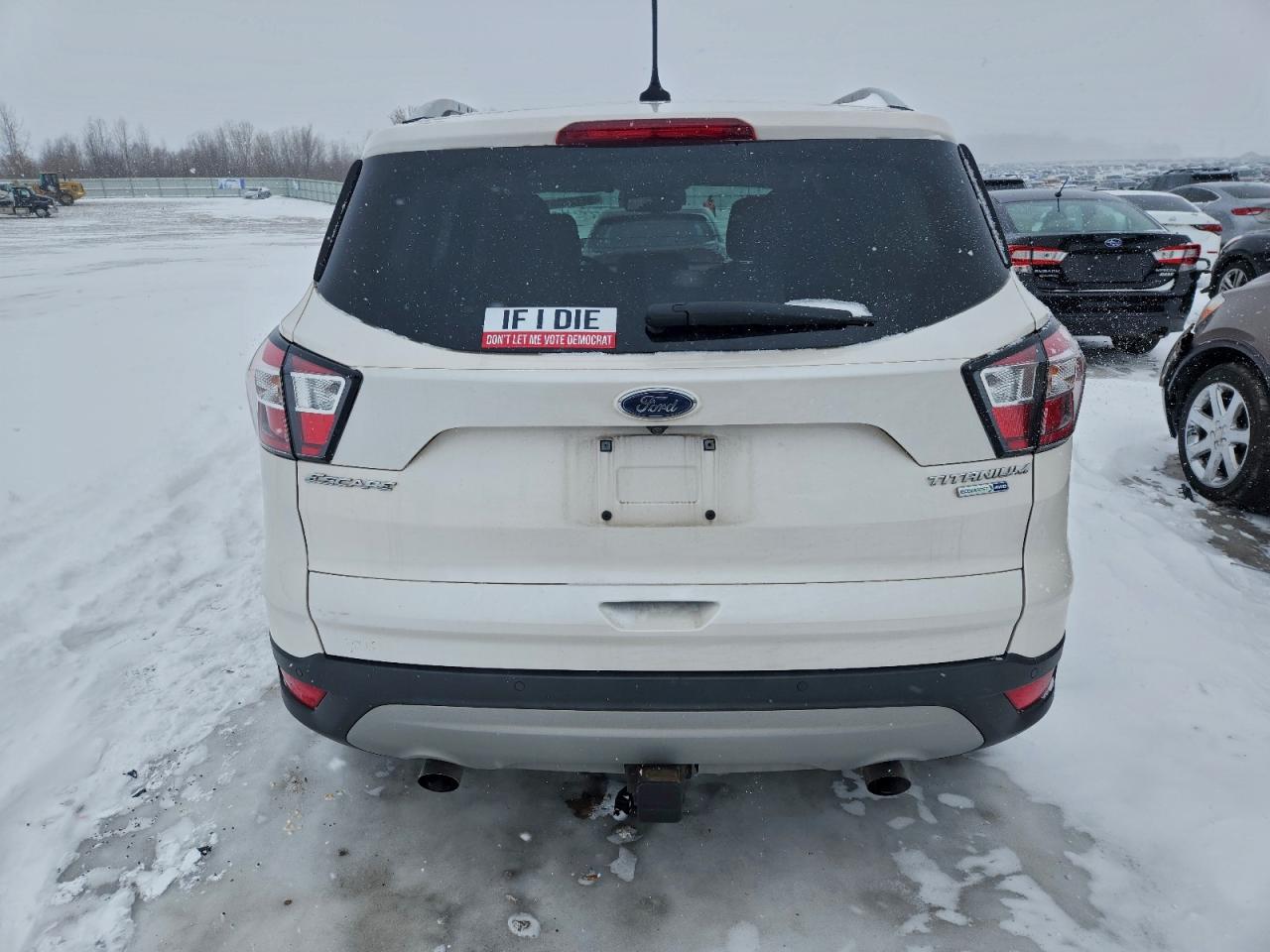 Ford Escape Titanium Image 8
