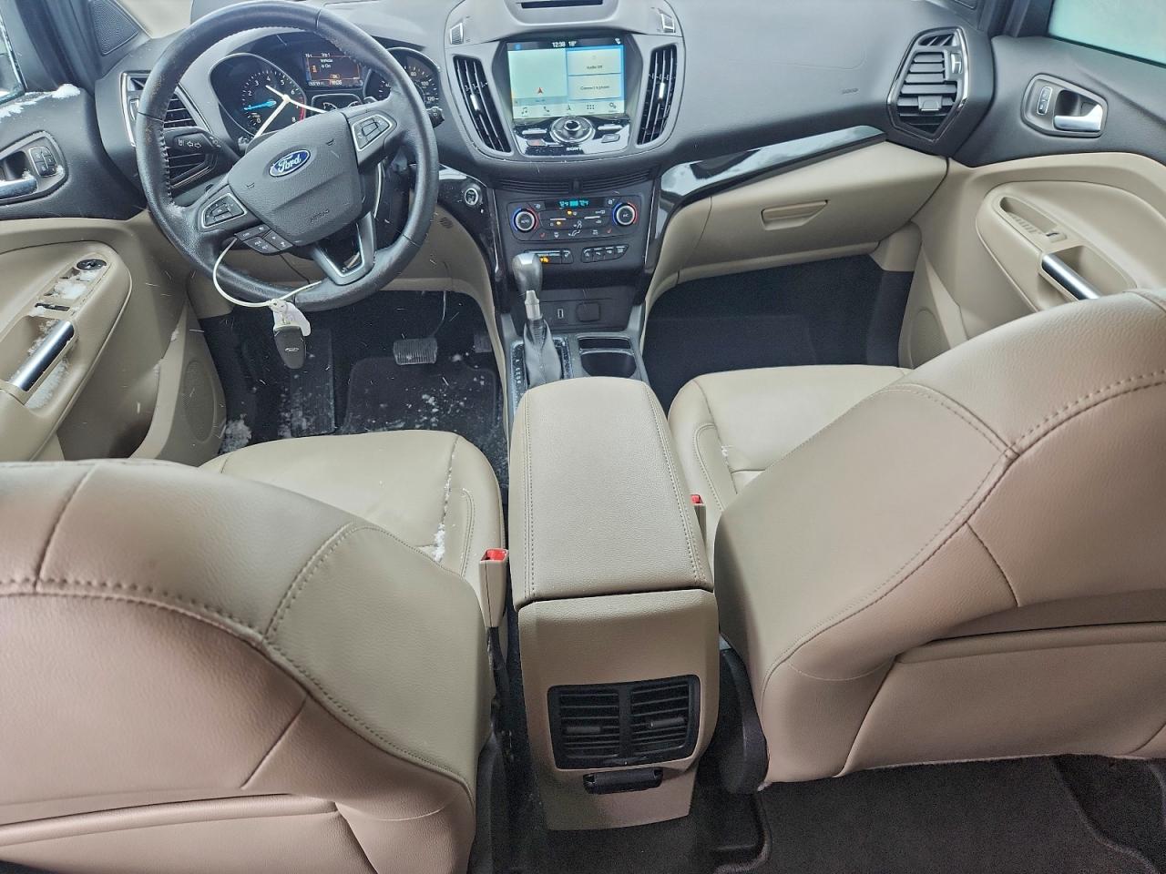 Ford Escape Titanium Image 3