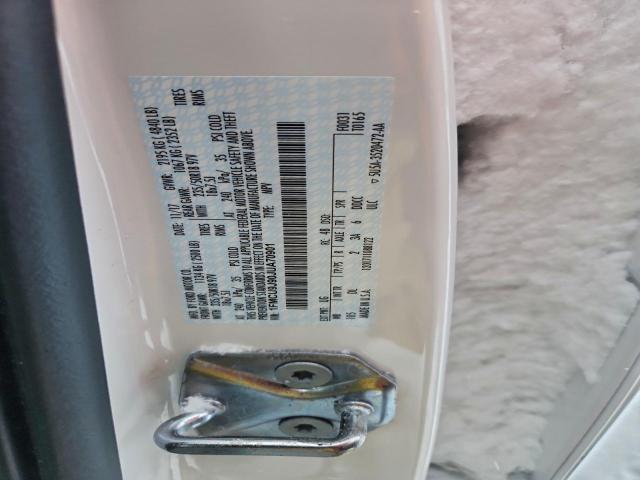 Ford Escape Titanium Image 11