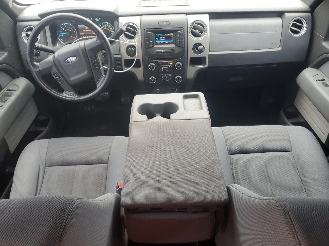 Ford F-150 Super Cab Image 13