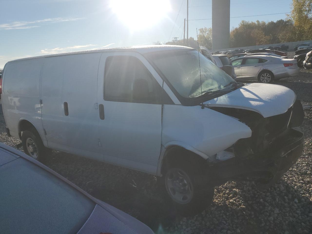 Chevrolet Express Image 7