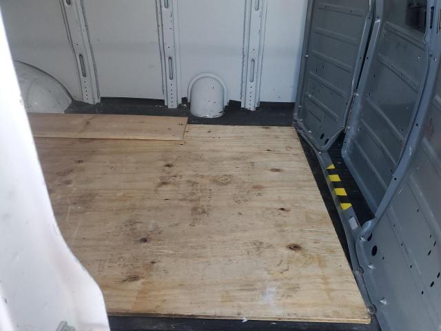 Chevrolet Express Image 8