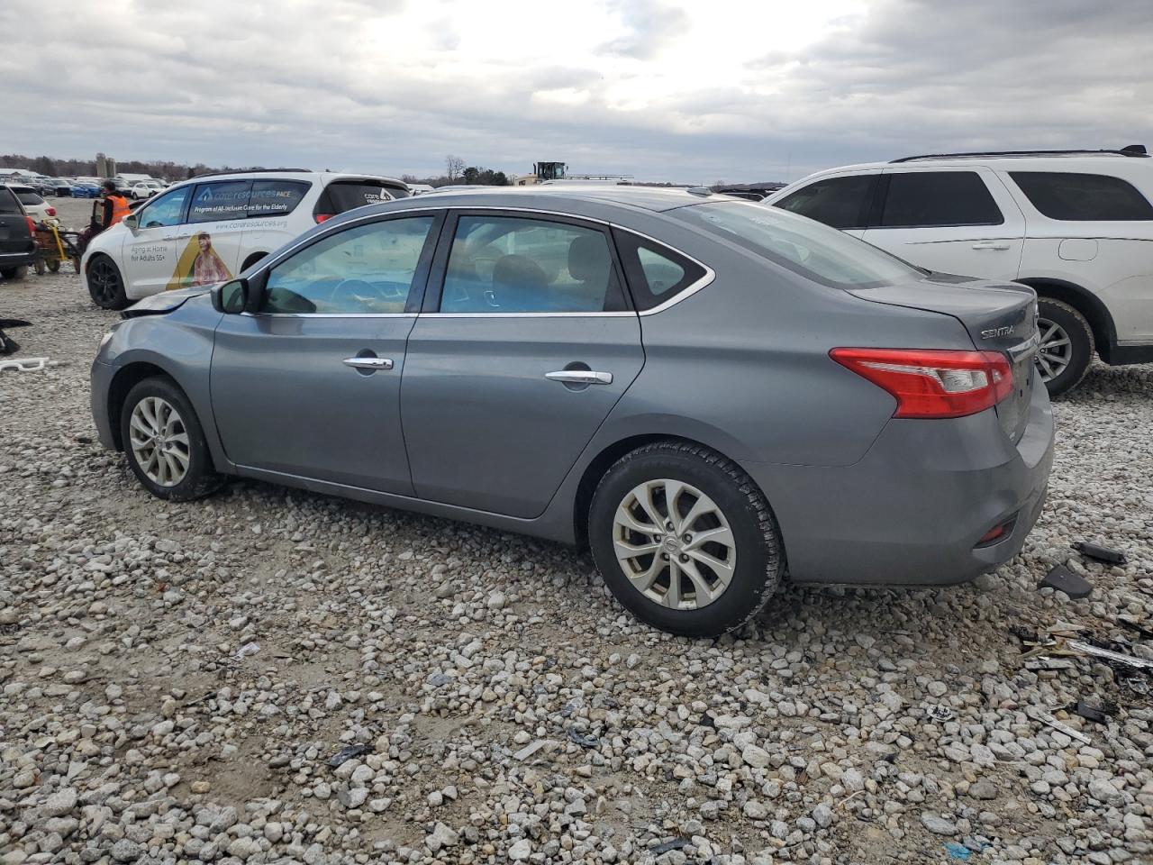 Nissan Sentra S Image 4