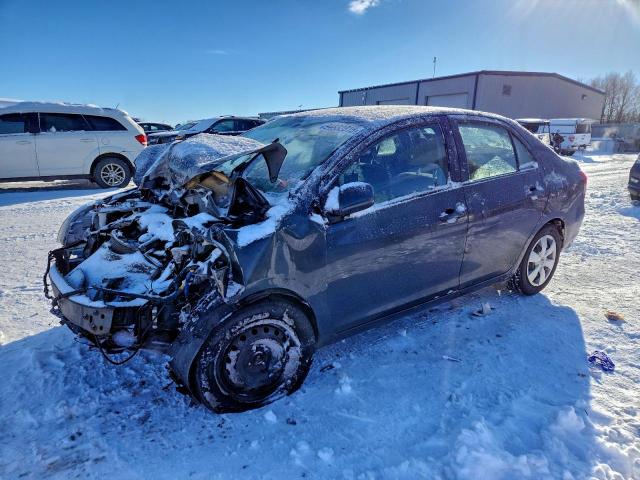  Salvage Toyota Yaris