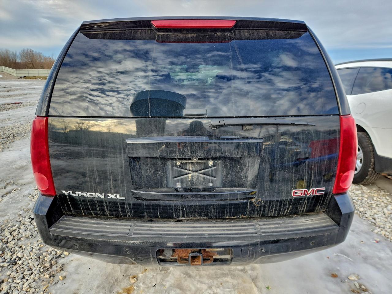 GMC Yukon K1500 Slt Image 4