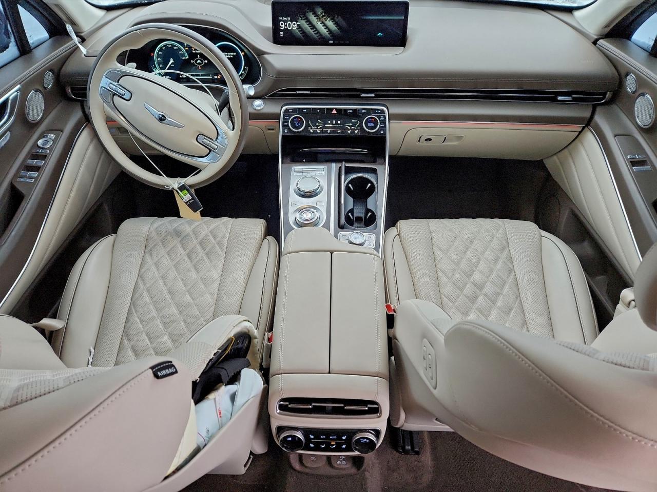 Genesis GV80 Base Image 4