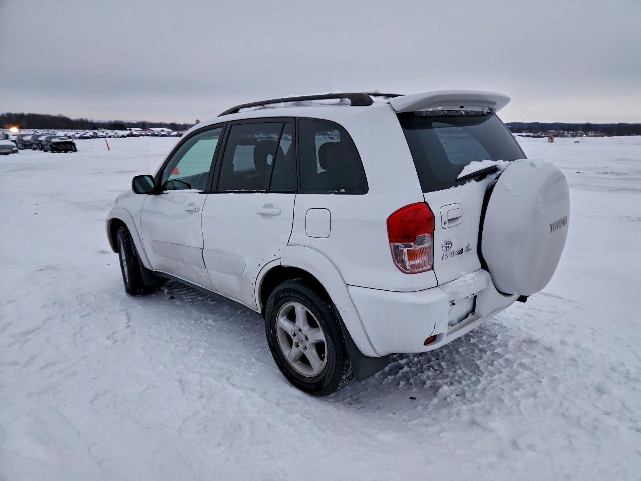 Toyota RAV4 Image 3