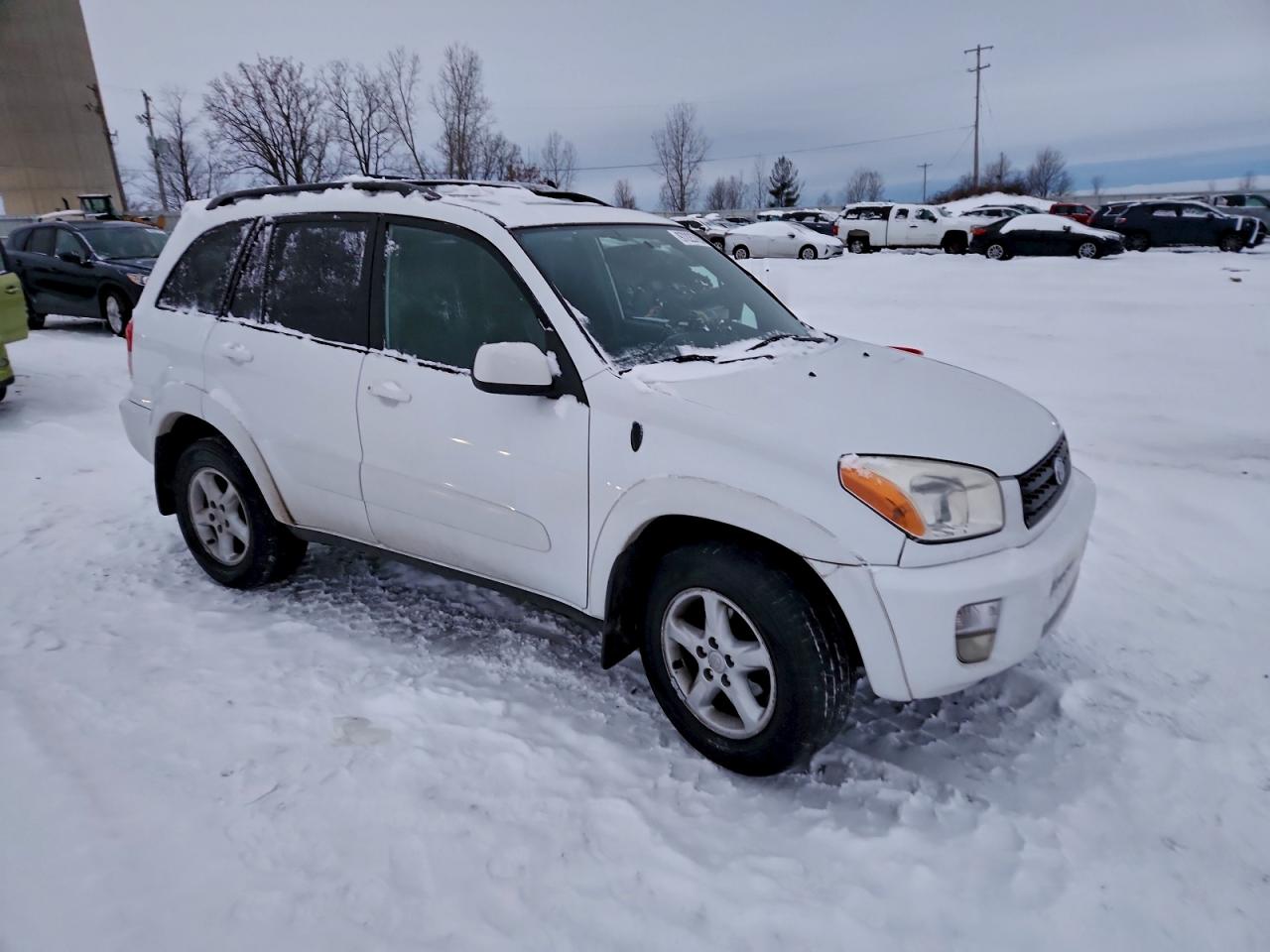 Toyota RAV4 Image 2