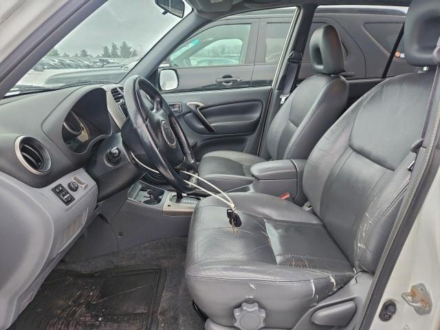 Toyota RAV4 Image 7