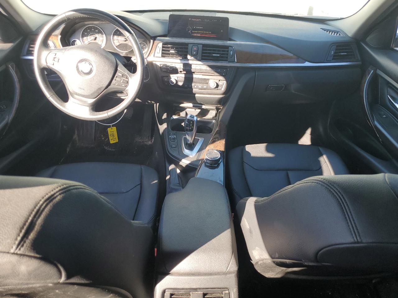 BMW 3 Series I Xdrive Image 6