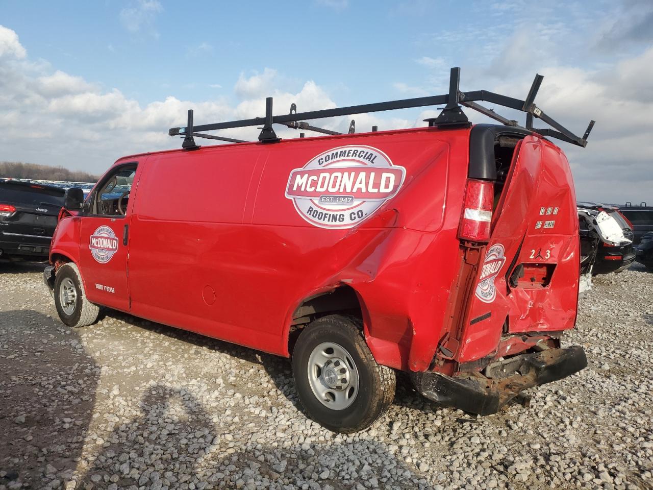 Chevrolet Express Image 13