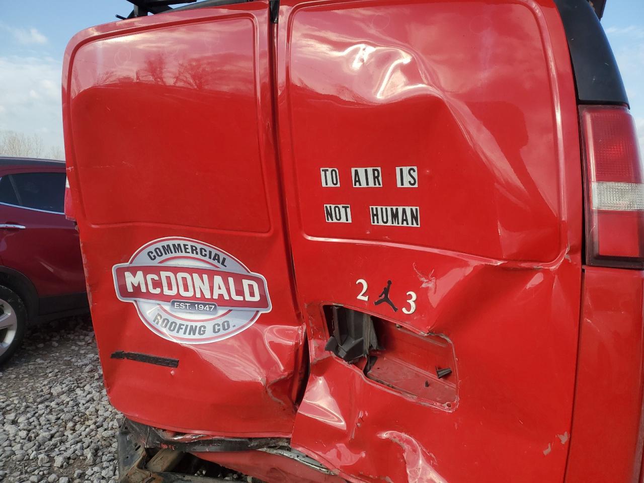 Chevrolet Express Image 9