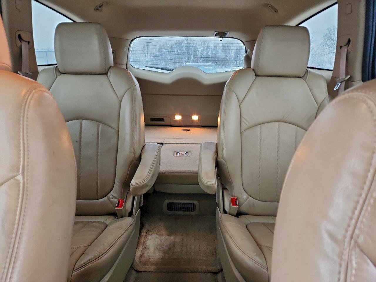 Buick Enclave Image 13