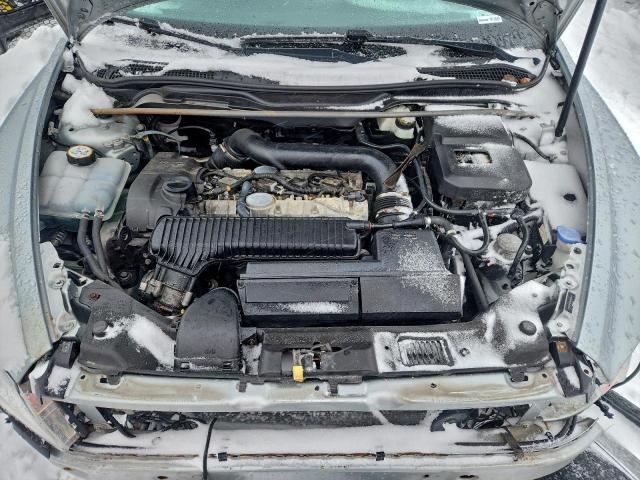 Volvo C30 T5 Image 9