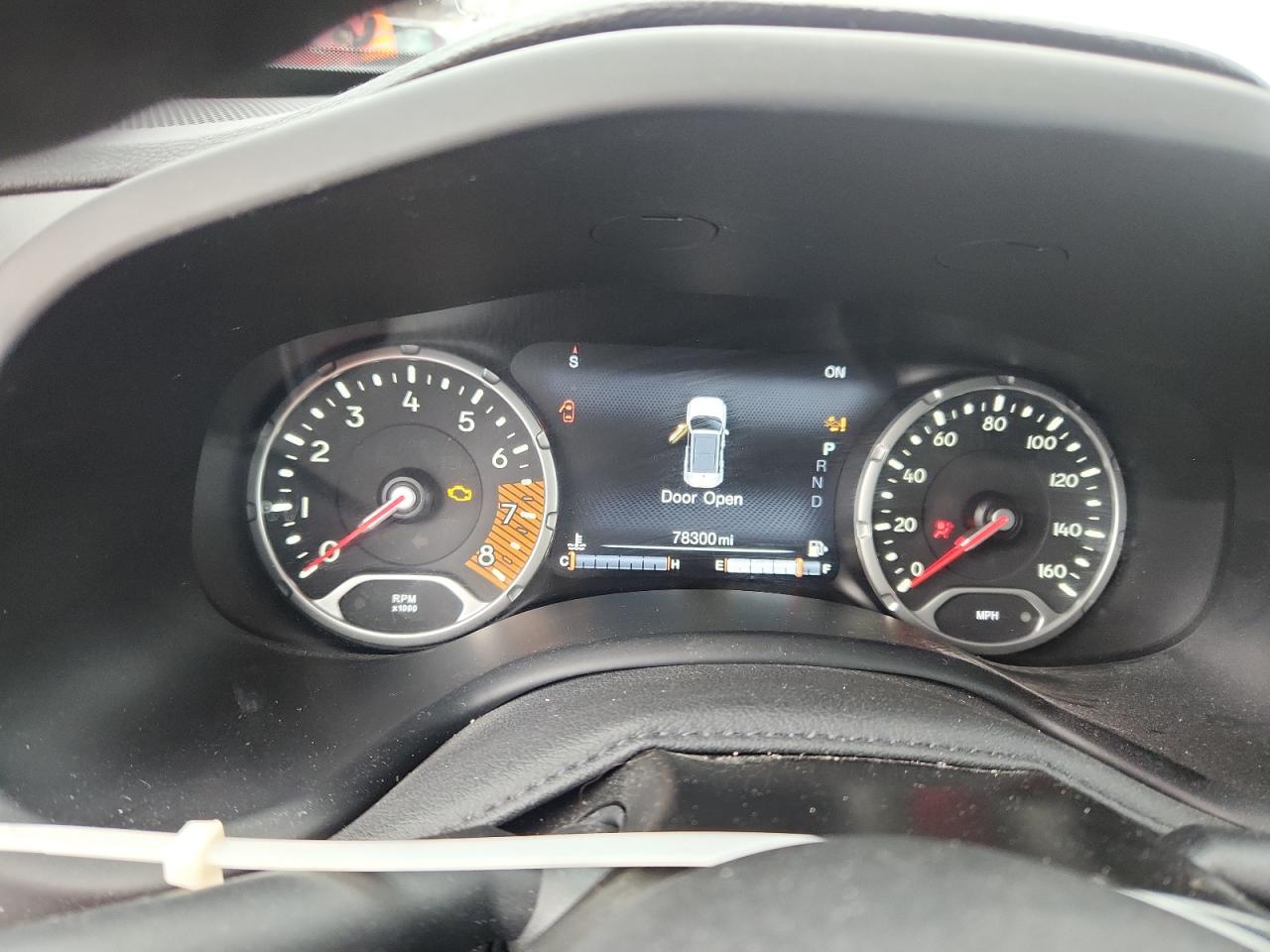 Jeep Renegade Latitude Image 9